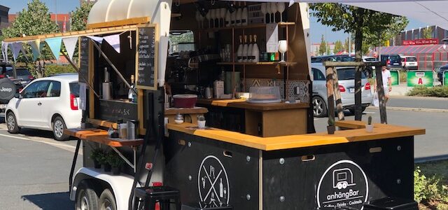 (c) anhängBar – der mobilen Cocktail-Bar